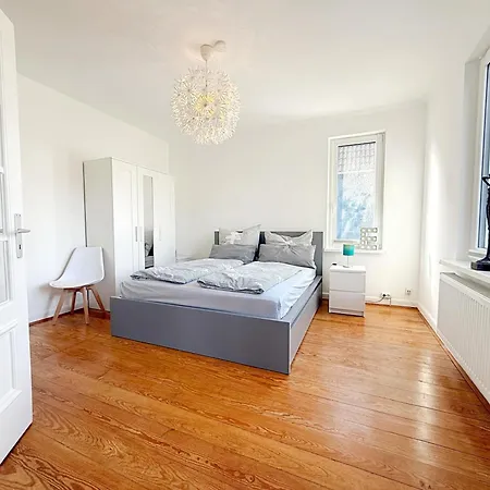 Apartment Moderne Altbauwohnung In Bei Hamburg *