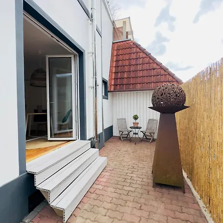 Apartment Moderne Altbauwohnung In Bei Hamburg